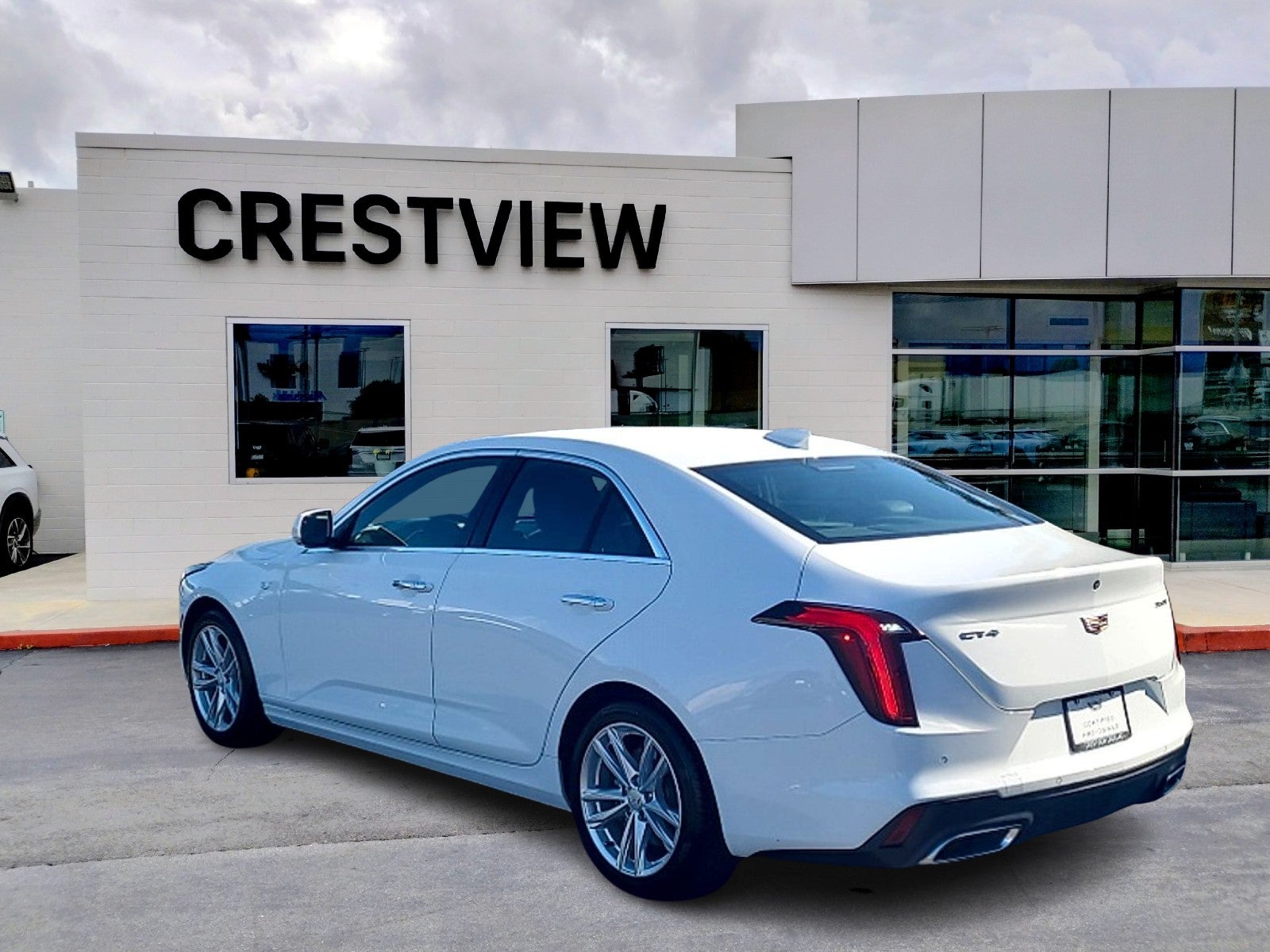 2023 Cadillac CT4 Luxury
