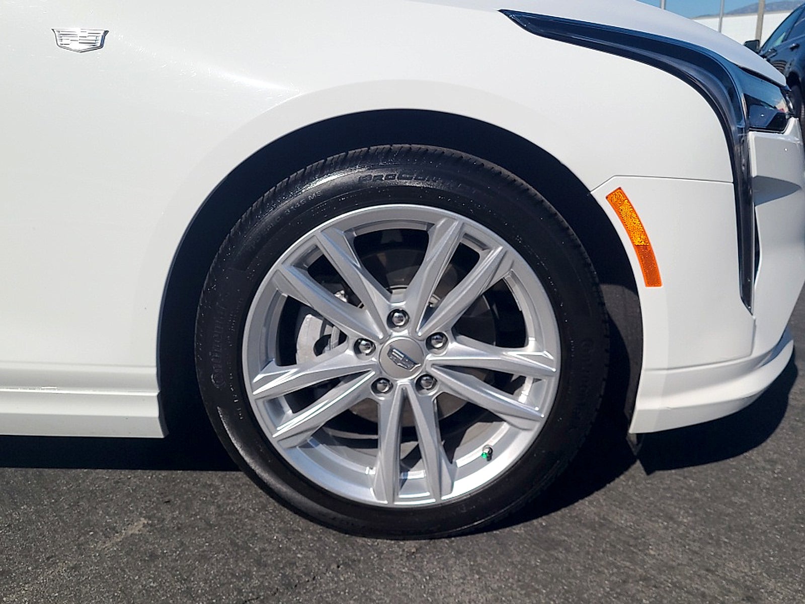 2023 Cadillac CT4 Luxury