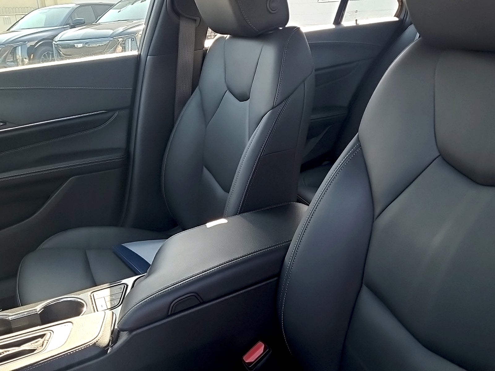 2023 Cadillac CT4 Luxury