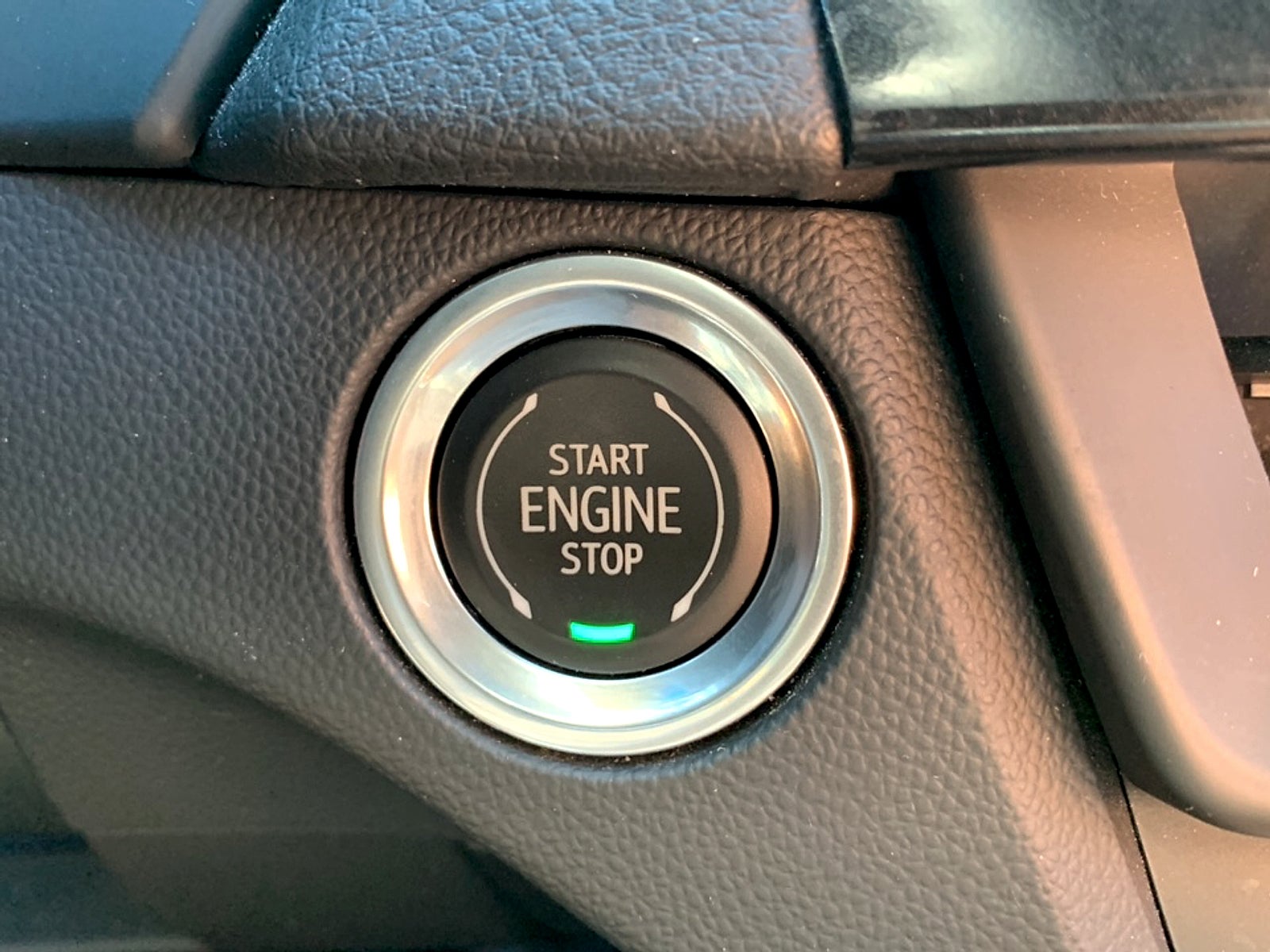 2023 Cadillac CT4 Luxury