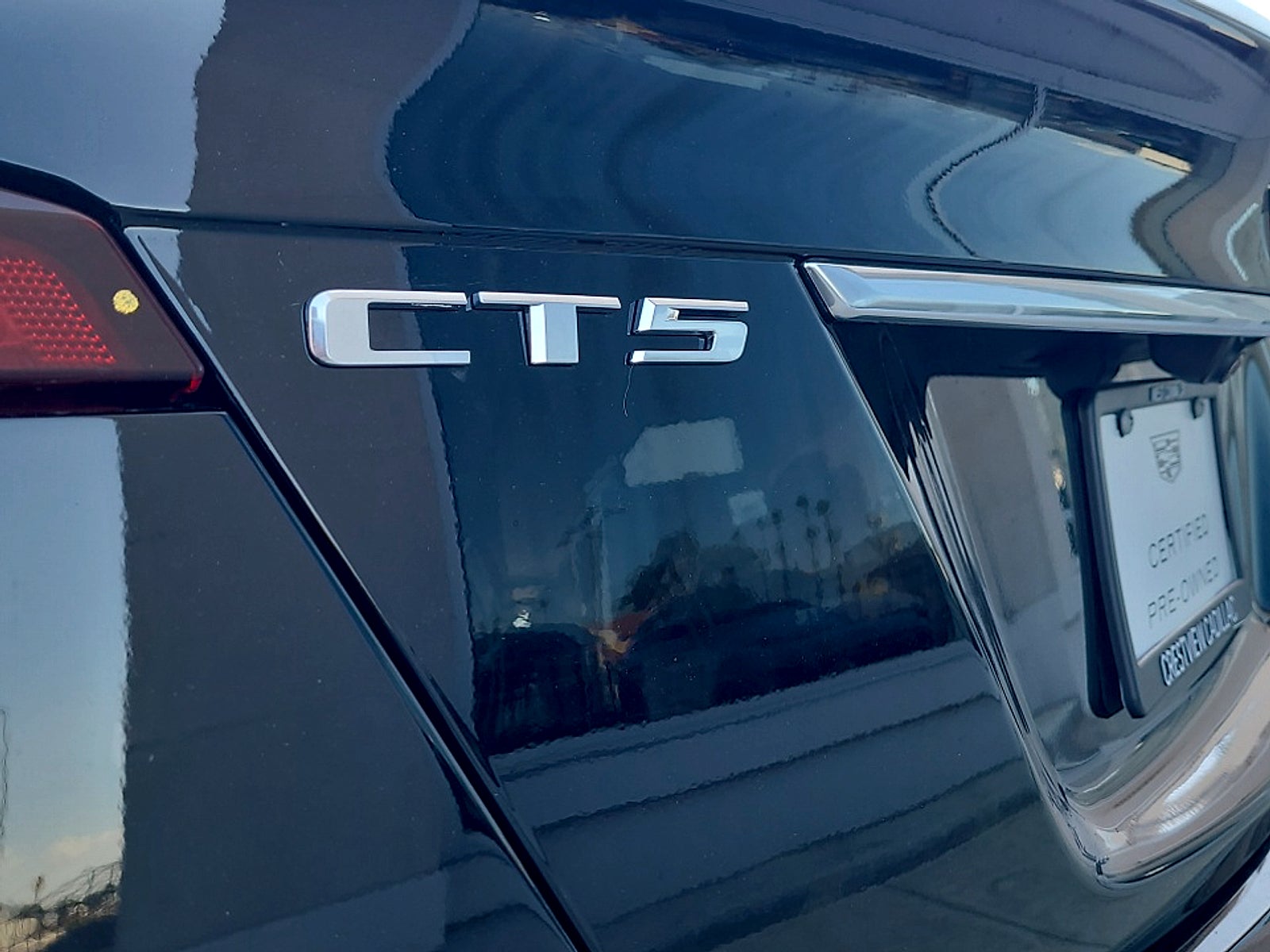 2023 Cadillac CT5 Luxury