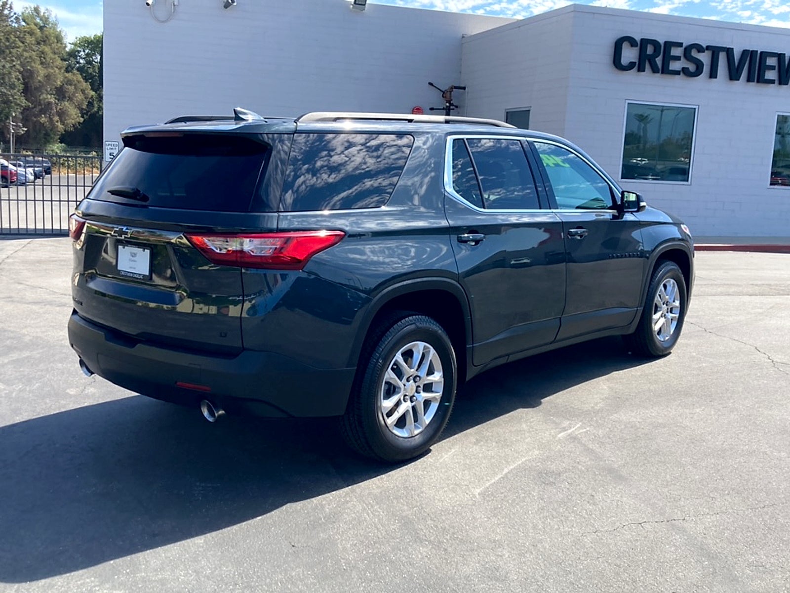 2020 Chevrolet Traverse LT Cloth