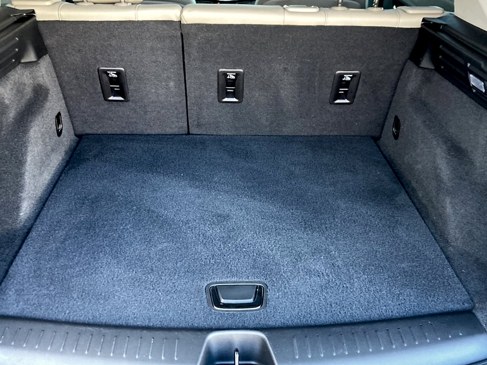 2022 Cadillac XT4 Luxury