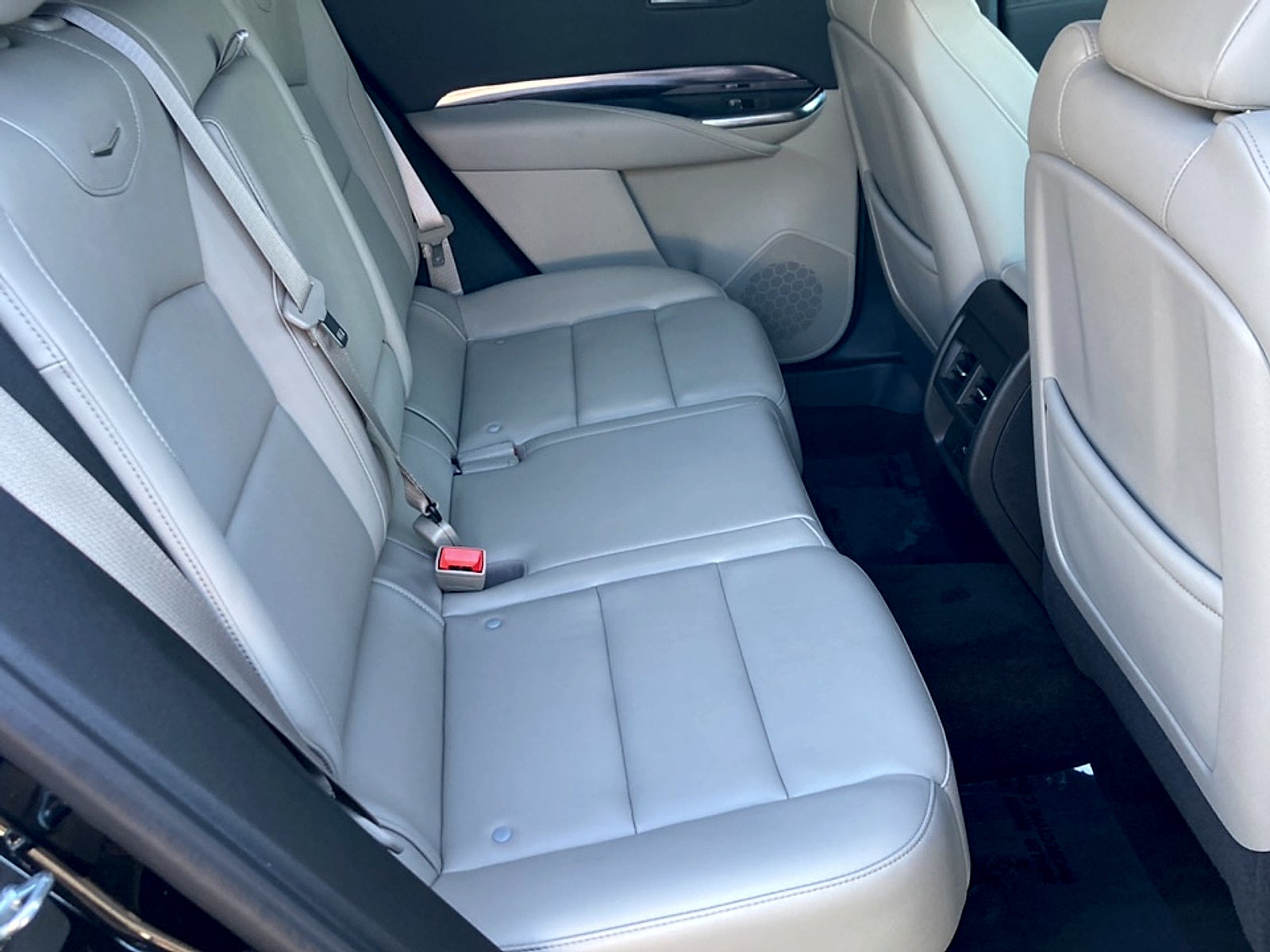 2022 Cadillac XT4 Luxury