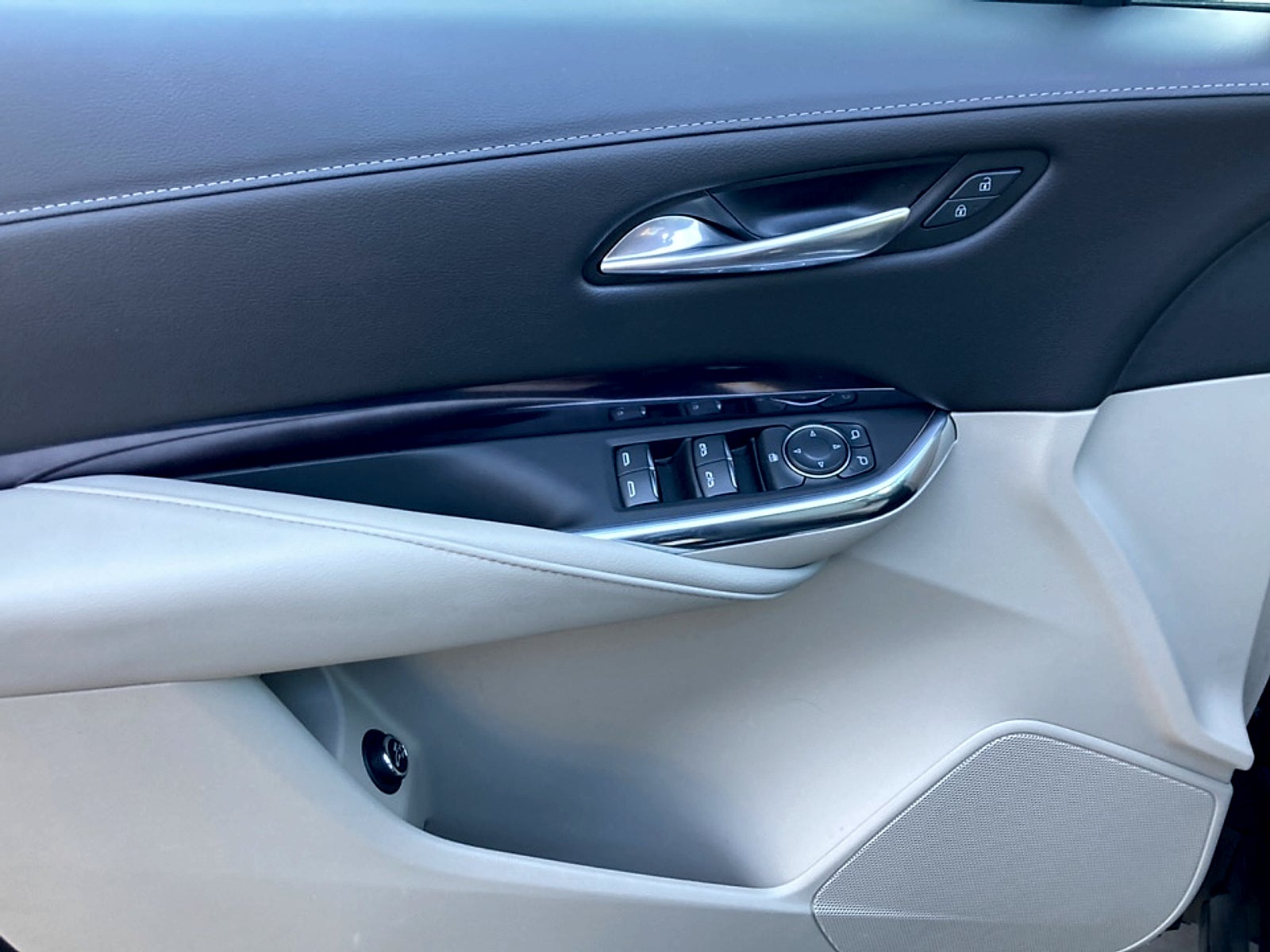 2022 Cadillac XT4 Luxury