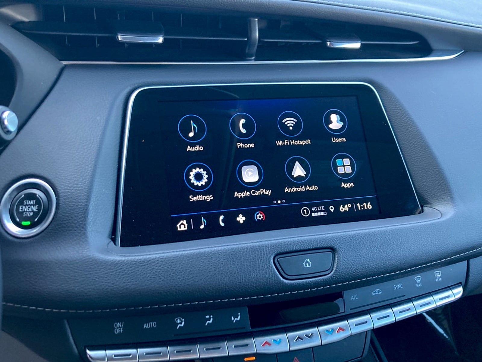 2022 Cadillac XT4 Luxury