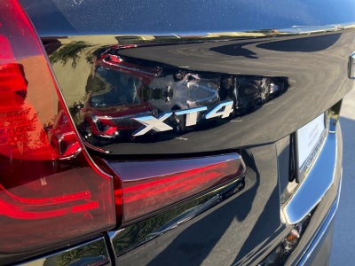 2022 Cadillac XT4 Luxury