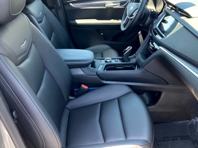 2025 Cadillac XT5 Luxury