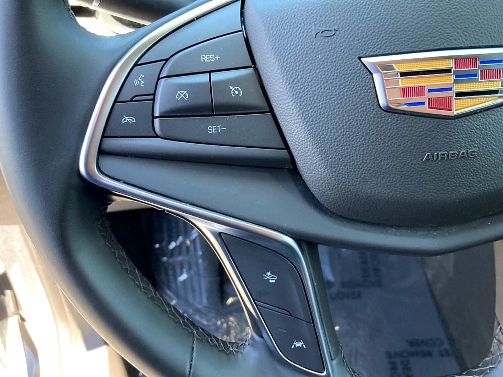 2025 Cadillac XT5 Luxury