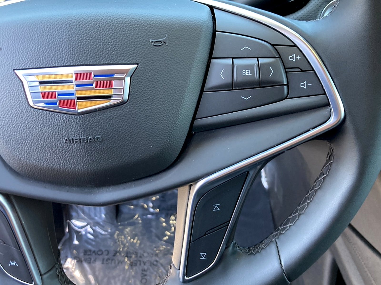 2025 Cadillac XT5 Luxury