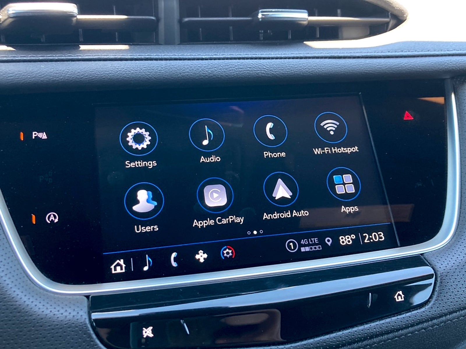 2025 Cadillac XT5 Luxury