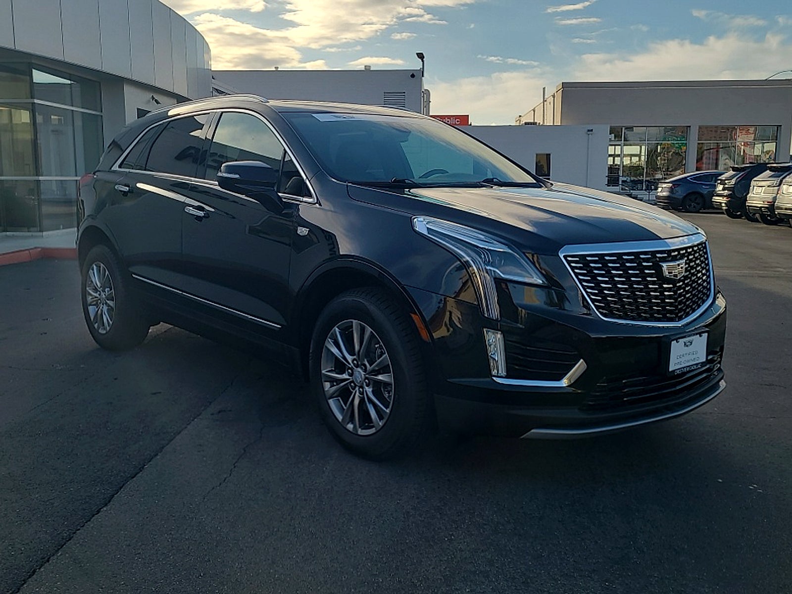 2023 Cadillac XT5 Premium Luxury