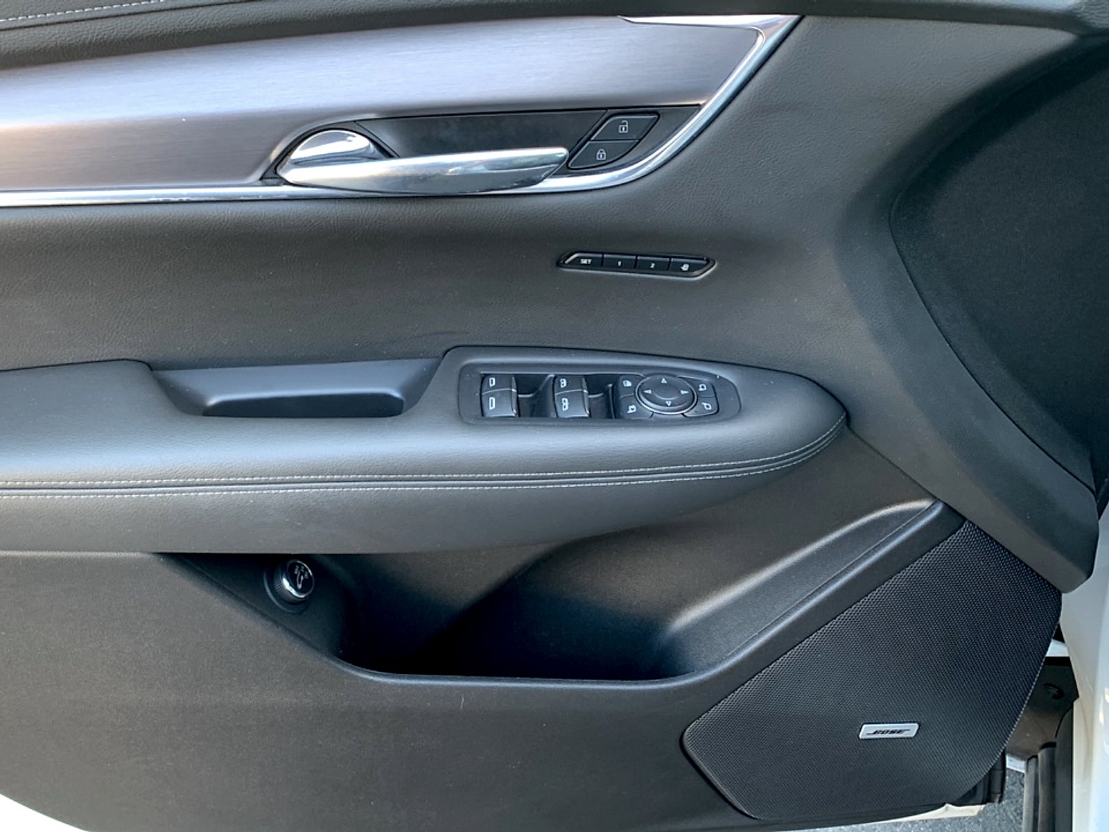 2024 Cadillac XT6 Luxury