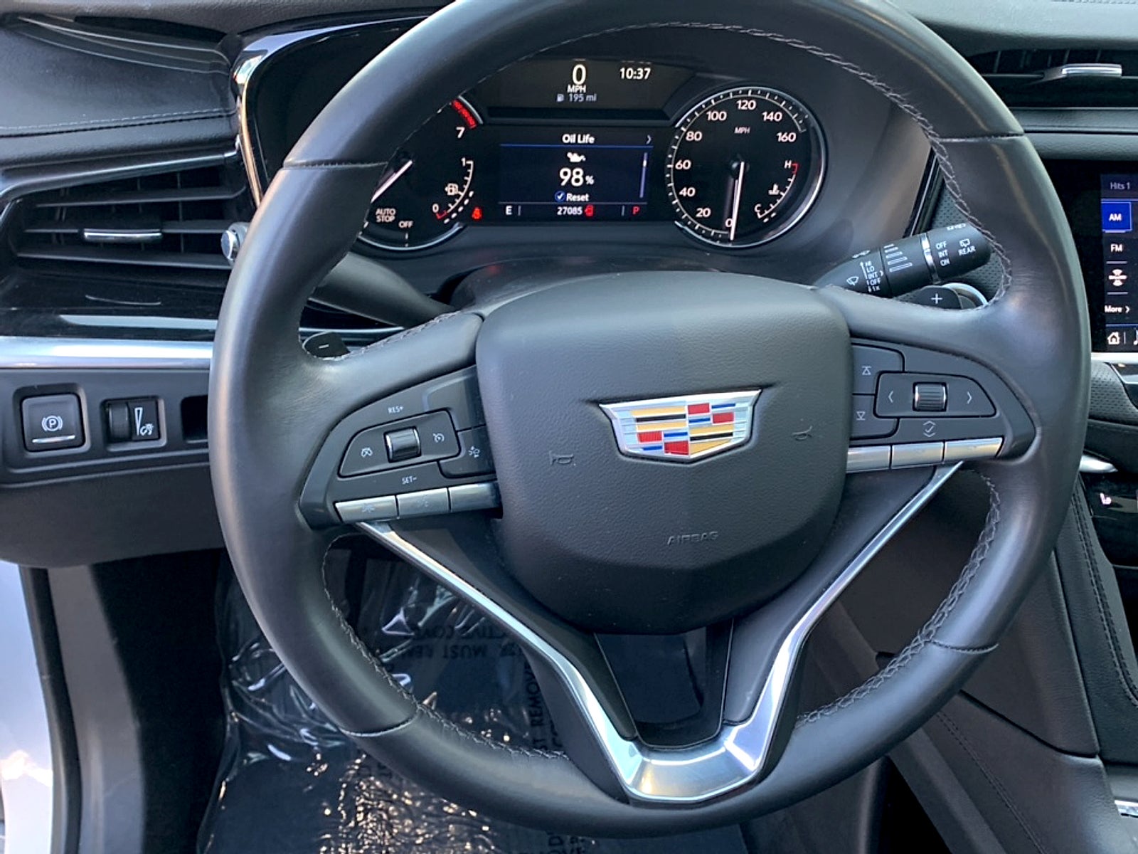 2024 Cadillac XT6 Luxury