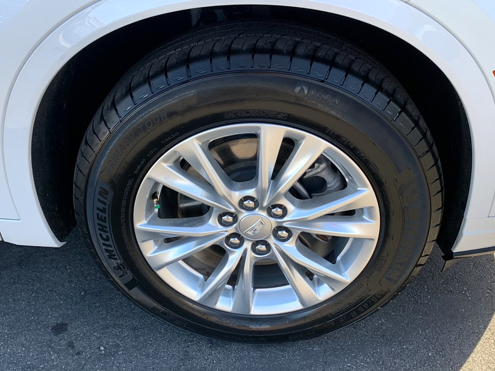 2024 Cadillac XT6 Luxury