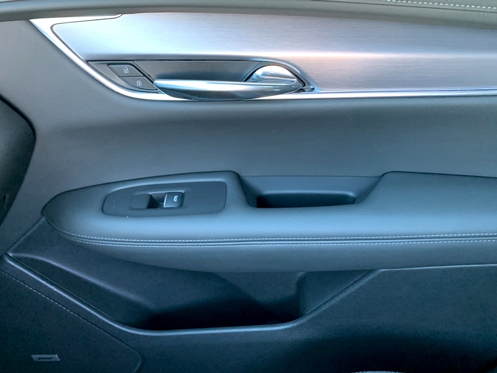 2025 Cadillac XT6 Luxury