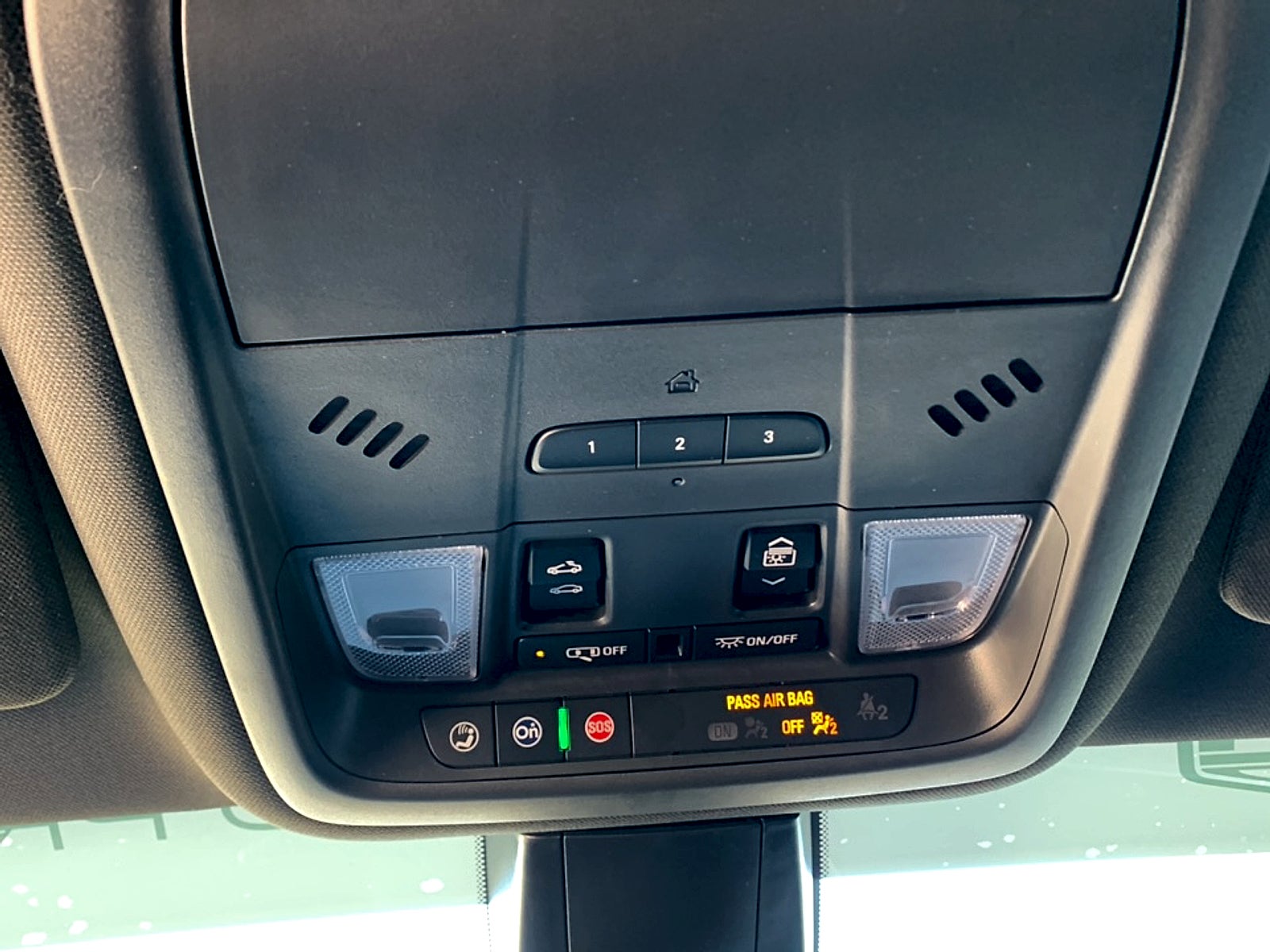 2025 Cadillac XT6 Luxury