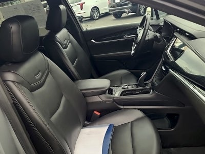 2024 Cadillac XT6 Premium Luxury