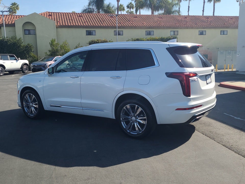 2023 Cadillac XT6 Premium Luxury