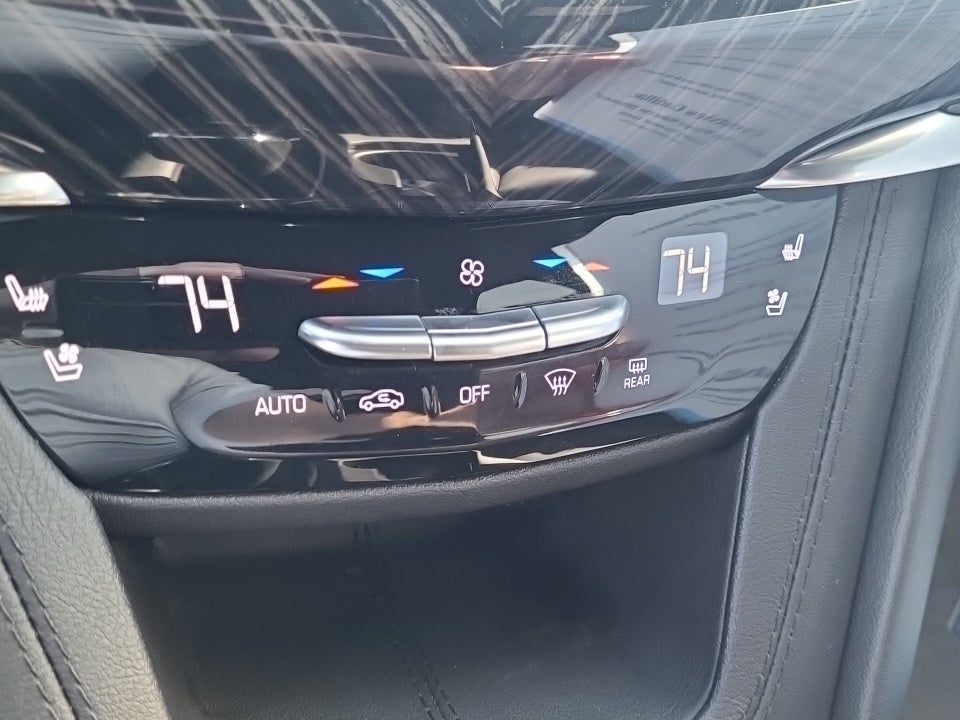 2023 Cadillac XT6 Premium Luxury