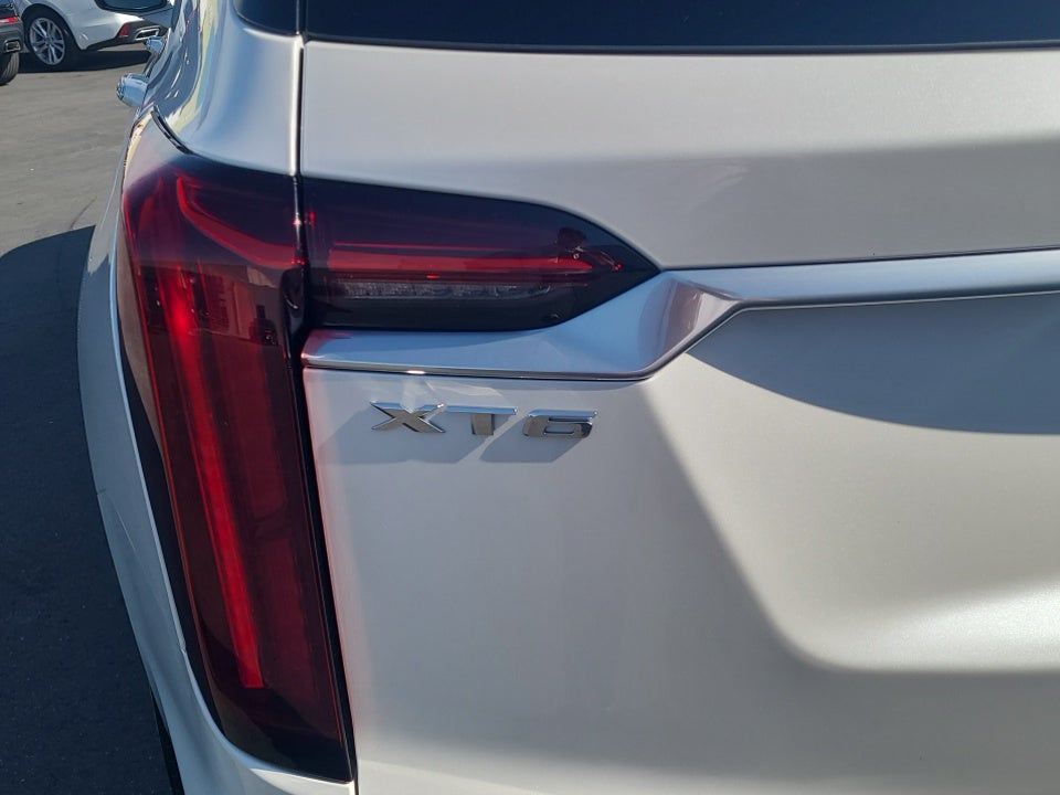 2023 Cadillac XT6 Premium Luxury