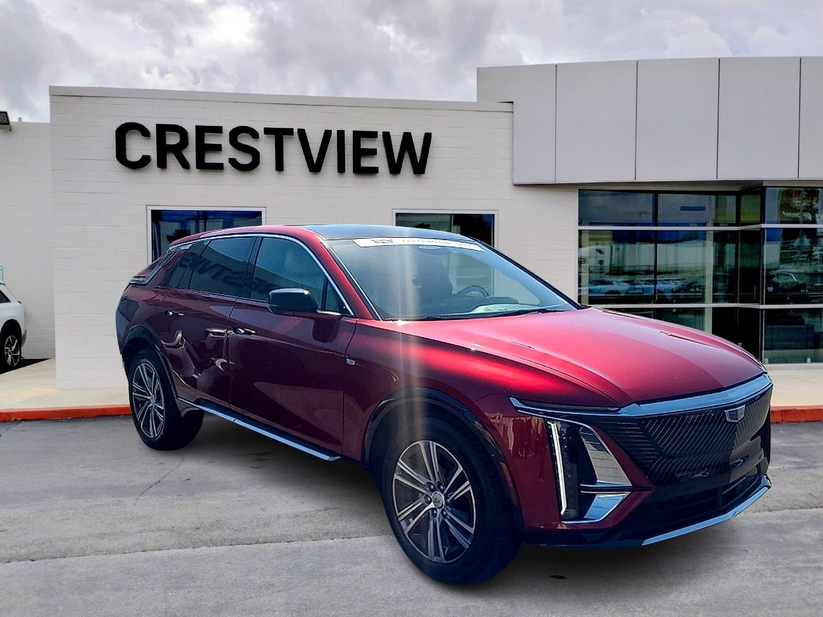 2024 Cadillac LYRIQ Luxury 1