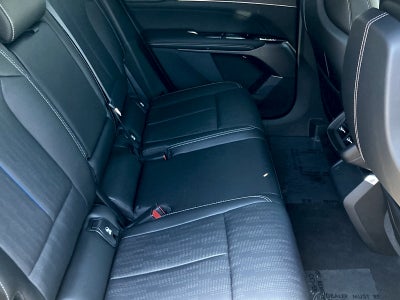 2024 Cadillac LYRIQ Luxury 1
