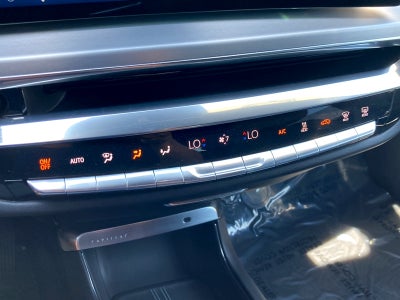 2024 Cadillac LYRIQ Luxury 1