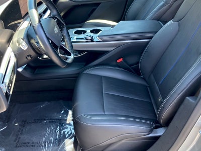 2024 Cadillac LYRIQ Luxury 1