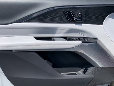 2024 Cadillac LYRIQ Sport 3