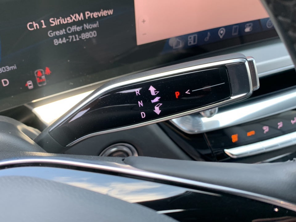 2024 Cadillac LYRIQ Sport 3