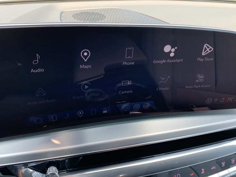 2024 Cadillac LYRIQ Sport 3