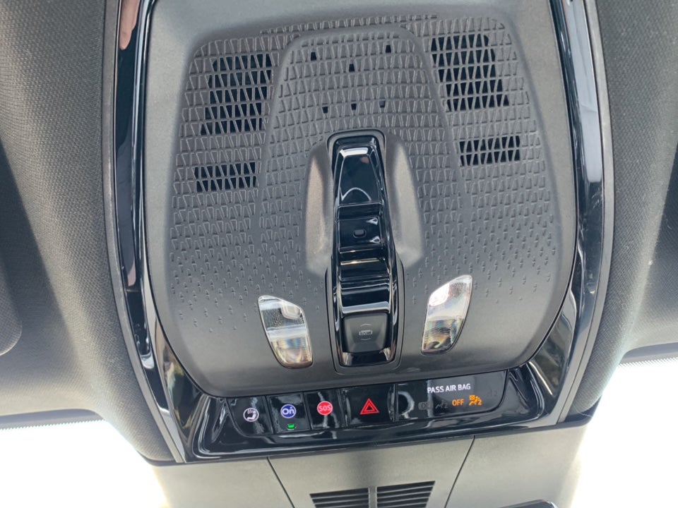 2024 Cadillac LYRIQ Sport 3