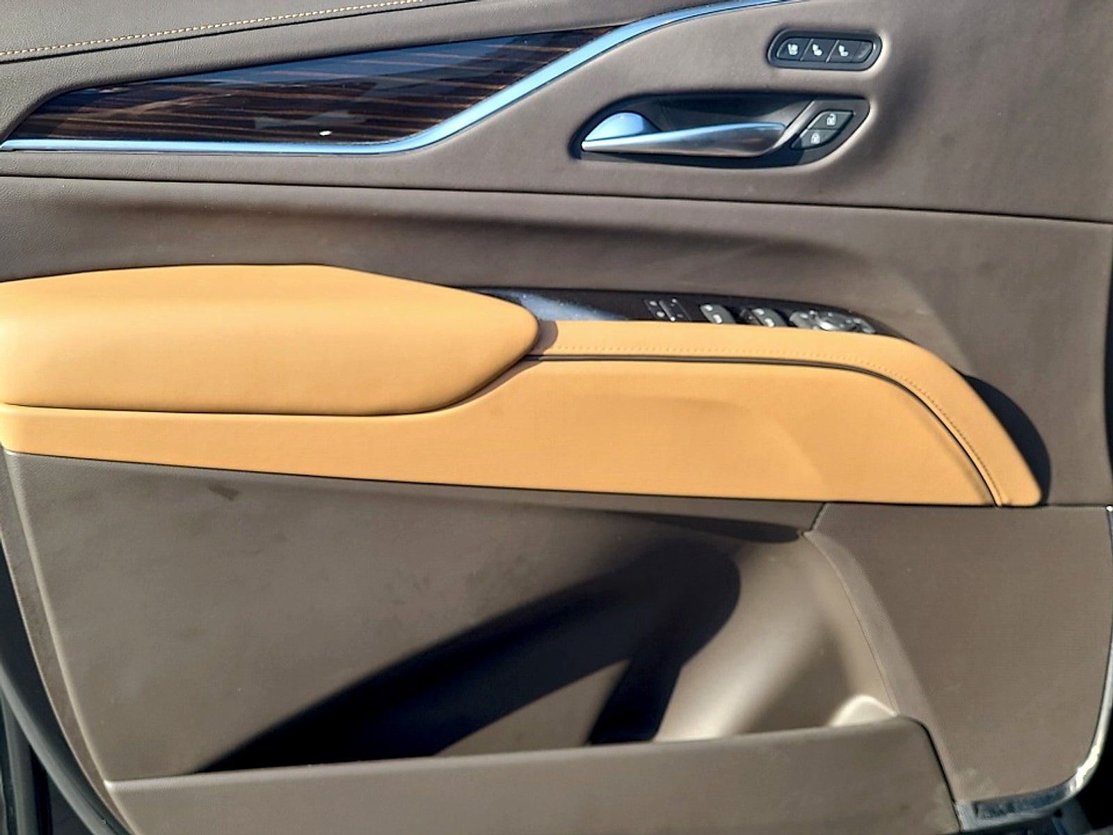 2022 Cadillac Escalade Sport