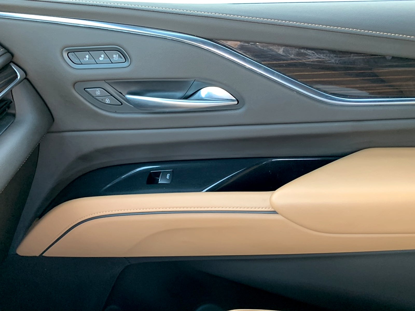 2022 Cadillac Escalade Sport