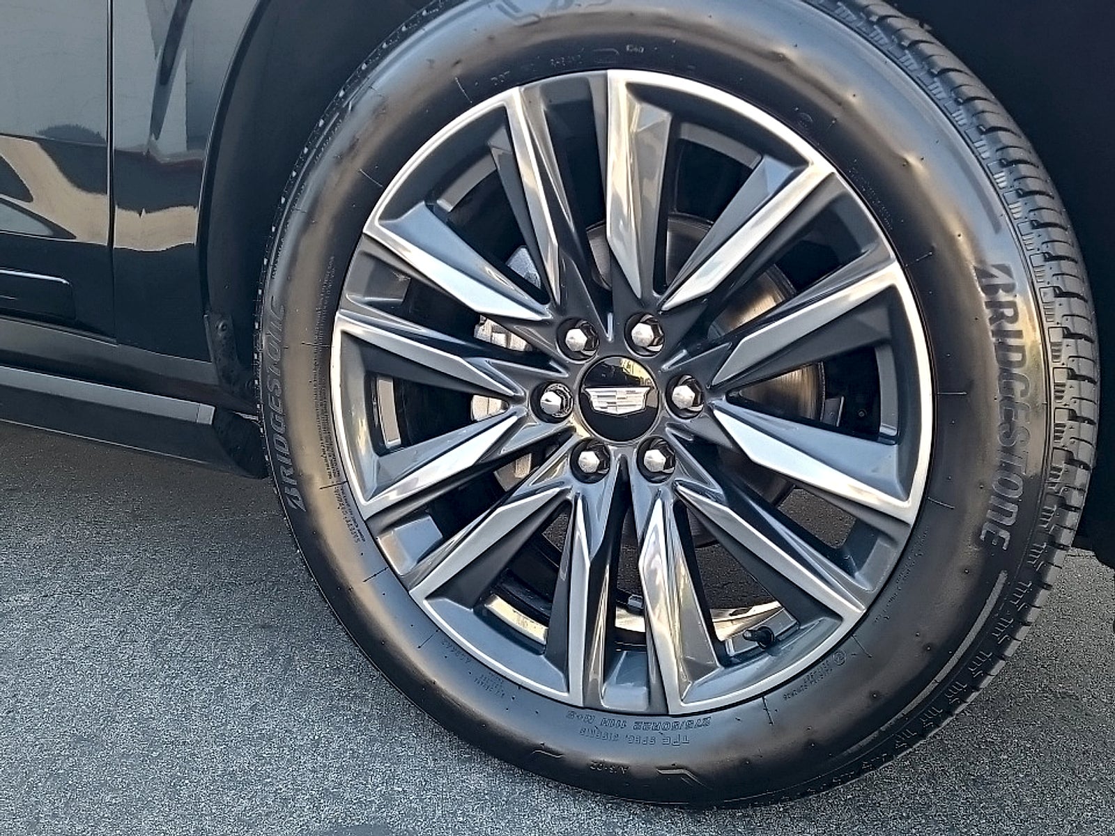 2023 Cadillac Escalade 4WD Sport