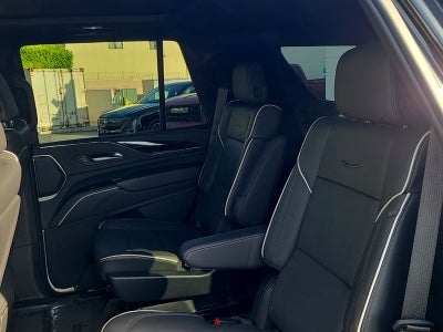 2023 Cadillac Escalade 4WD Sport