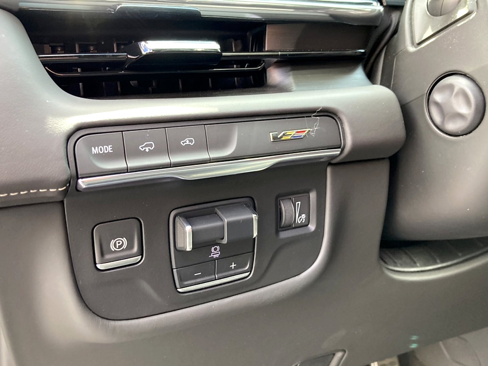 2024 Cadillac Escalade ESV V-Series